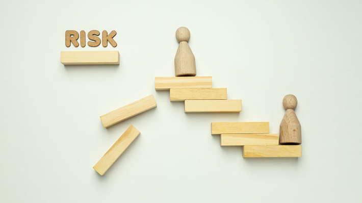 management customer risk